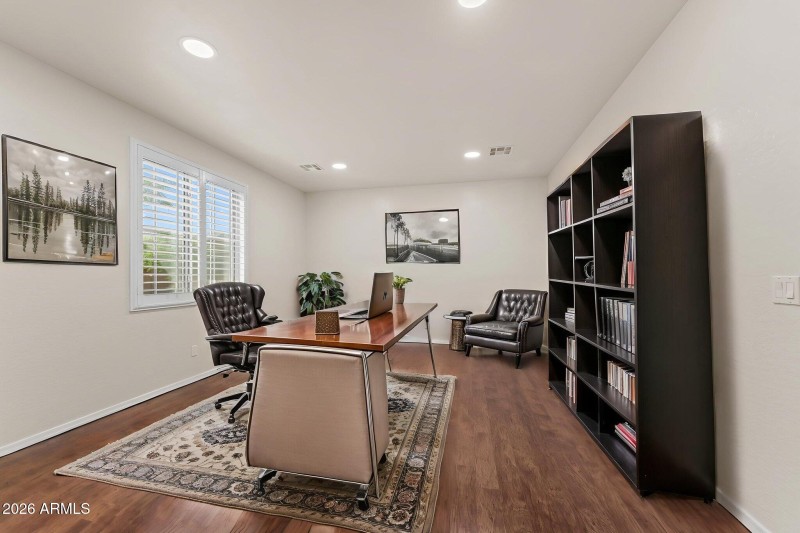 42-web-or-mls-DSC00839 virtually staged