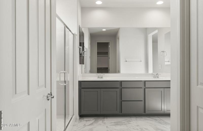 Owners Bath