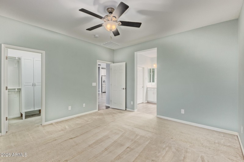 13 Desert Moon 12158