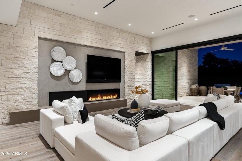 13-6838 E Joshua tree ln (15 of 38)