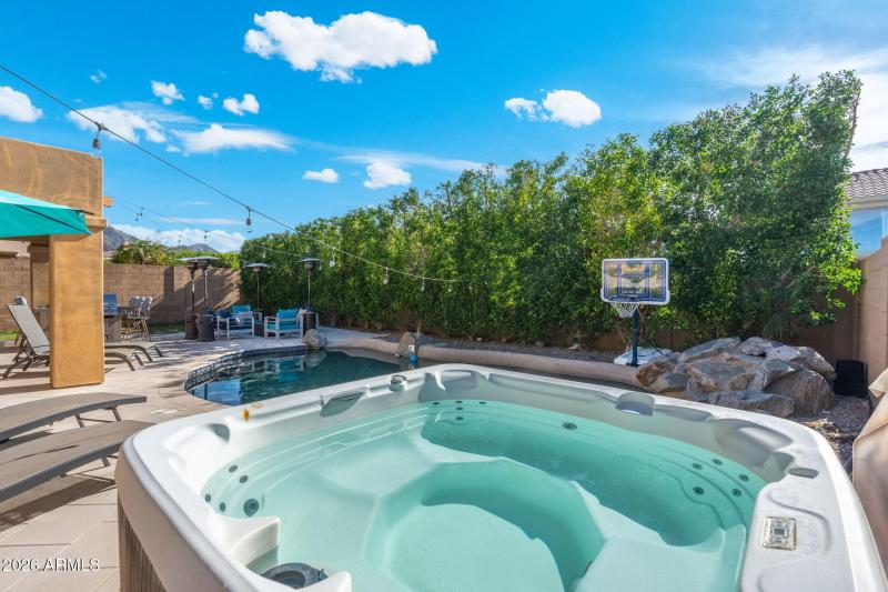 38-web-or-mls-DSC05699-HDR-Edit