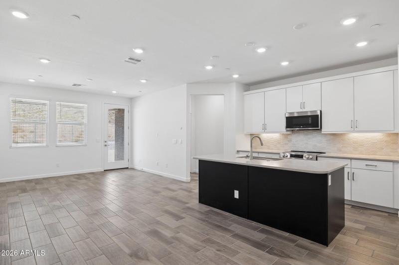 4-web-or-mls-32617-north-smoke-view-trai