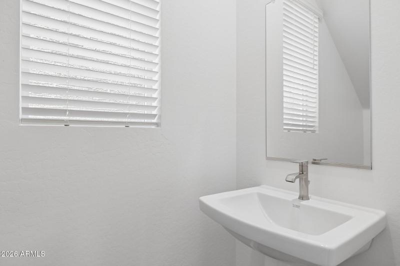 17-web-or-mls-32617-north-smoke-view-tra