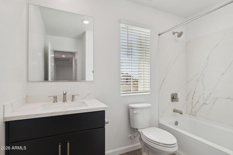 24-web-or-mls-32617-north-smoke-view-tra