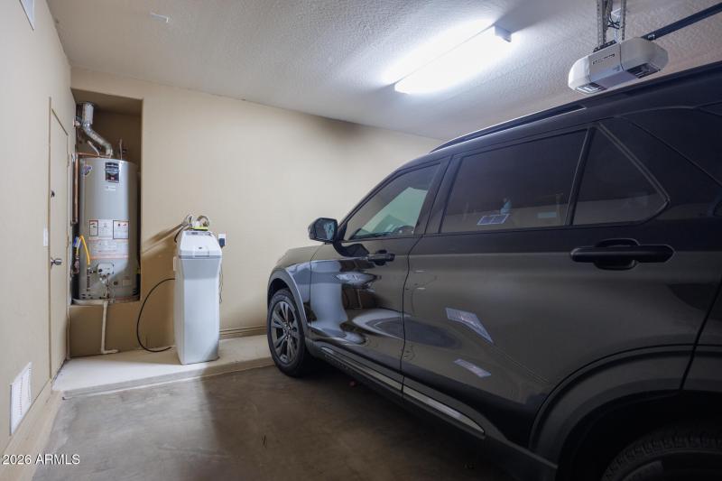 311 W Blue Lagoon - Large Garage View