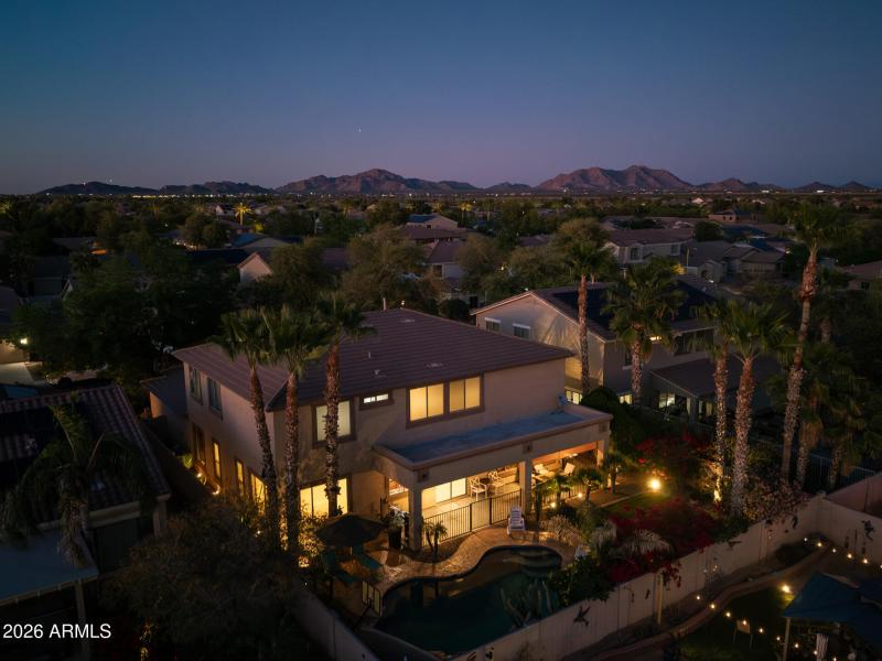 311 W Blue Lagoon - UAS Twilight Back Le