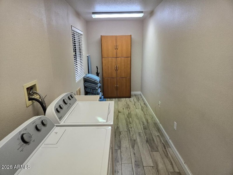 20260306_095929_resized