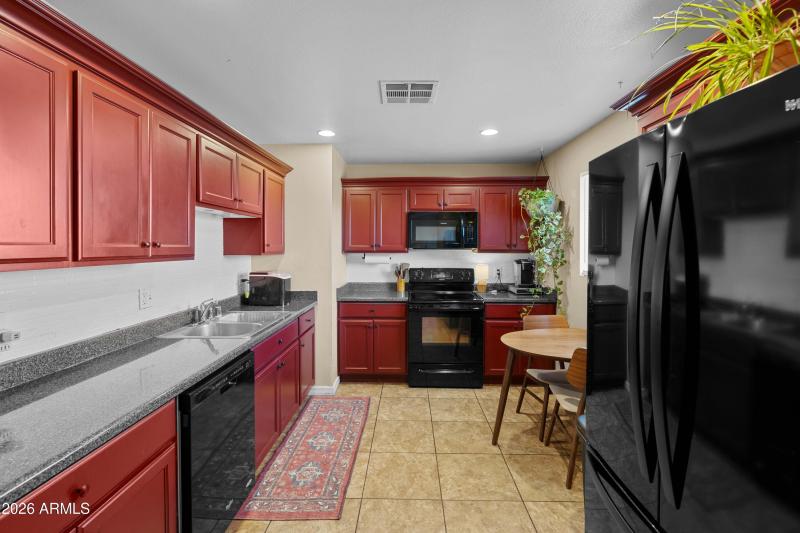 4118 W Orangewood Ave-1719