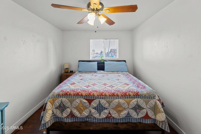 4118 W Orangewood Ave-1779