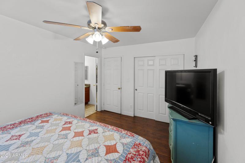 4118 W Orangewood Ave-1785