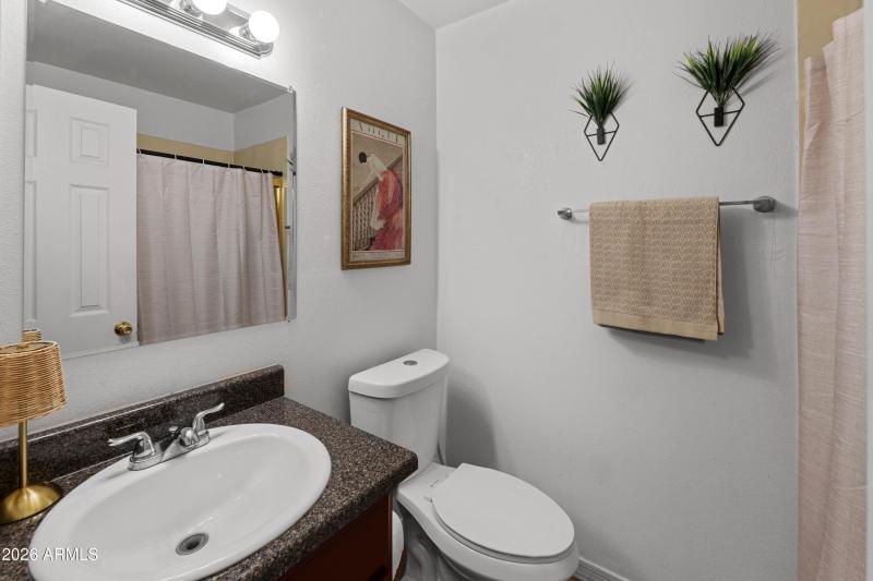 4118 W Orangewood Ave-1812