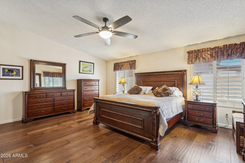 38-web-or-mls-10908-n-57th-ave