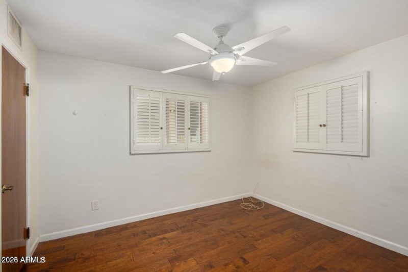 20230903231527351209000000-o