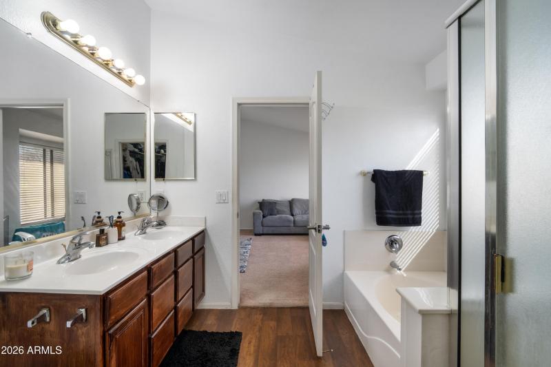 Inside - 16221 W Latham St -15