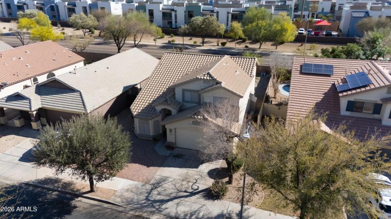 Outside - 16221 W Latham St -9