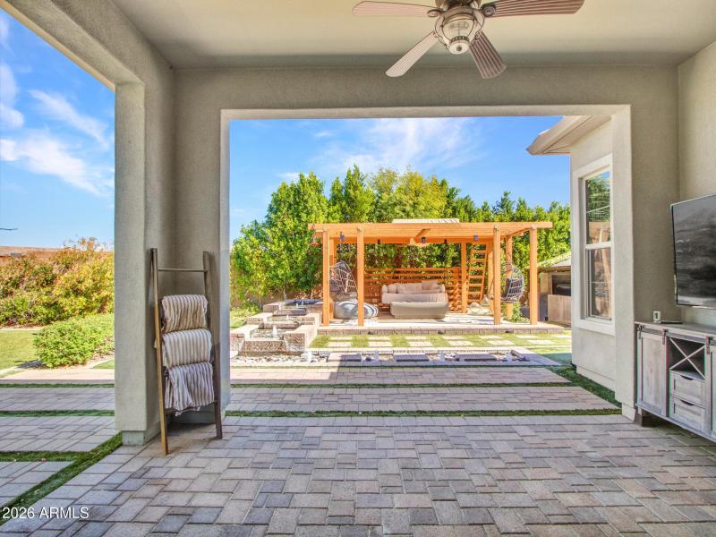 14-Covered-patio-(1)