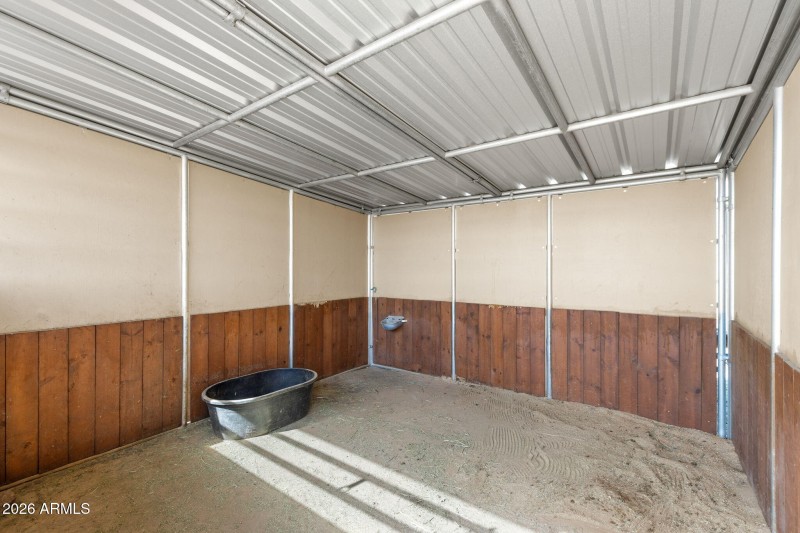 34-Horse Barn Interior