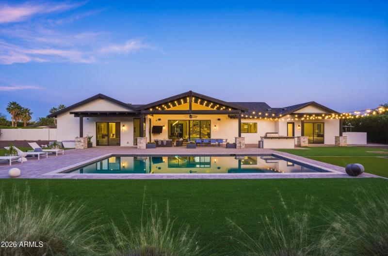 58_5302 n 68th pl-58