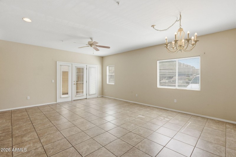 Spacious Family Room