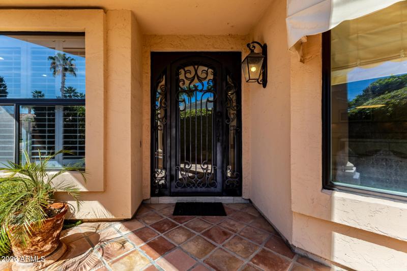 Welcoming Front Pathway