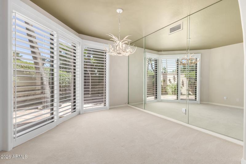 Dining/Bonus Room