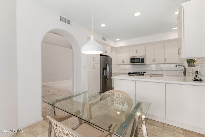In-Kitchen Dining2