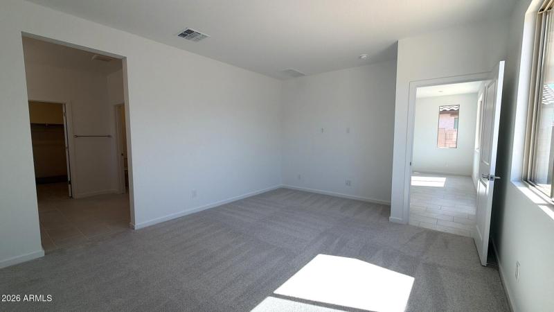 C94E8225-B9F0-4A1D-8B53-002DAAD74CC3