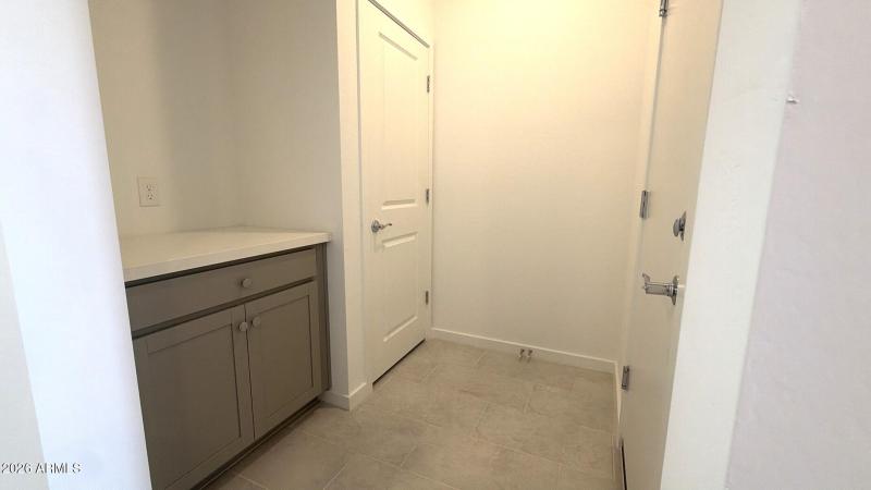 F6A4C235-7CB6-4B59-B7B3-336702328AEA