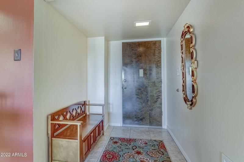 7940 E Cambelback Rd #512-2