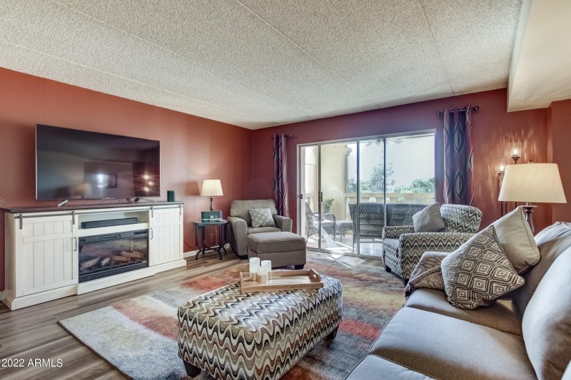 7940 E Cambelback Rd #512-6