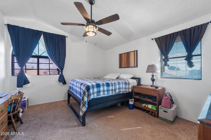 017__5424 E Emerald Ave