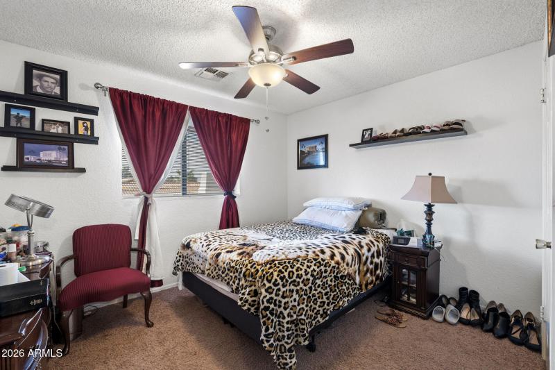 019__5424 E Emerald Ave