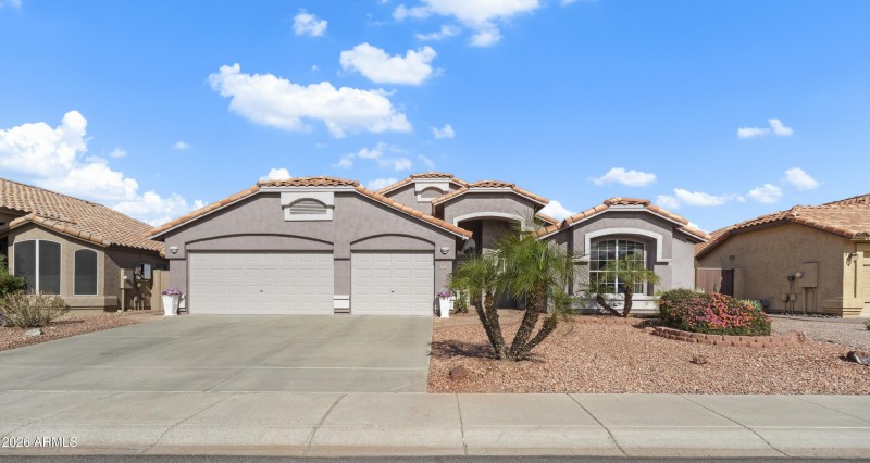 9560 W ROSS AVE WELCOME HOME!