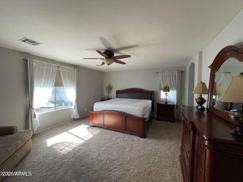 20220429175648284253000000-o