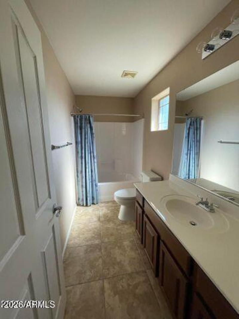 20220429175543807765000000-o