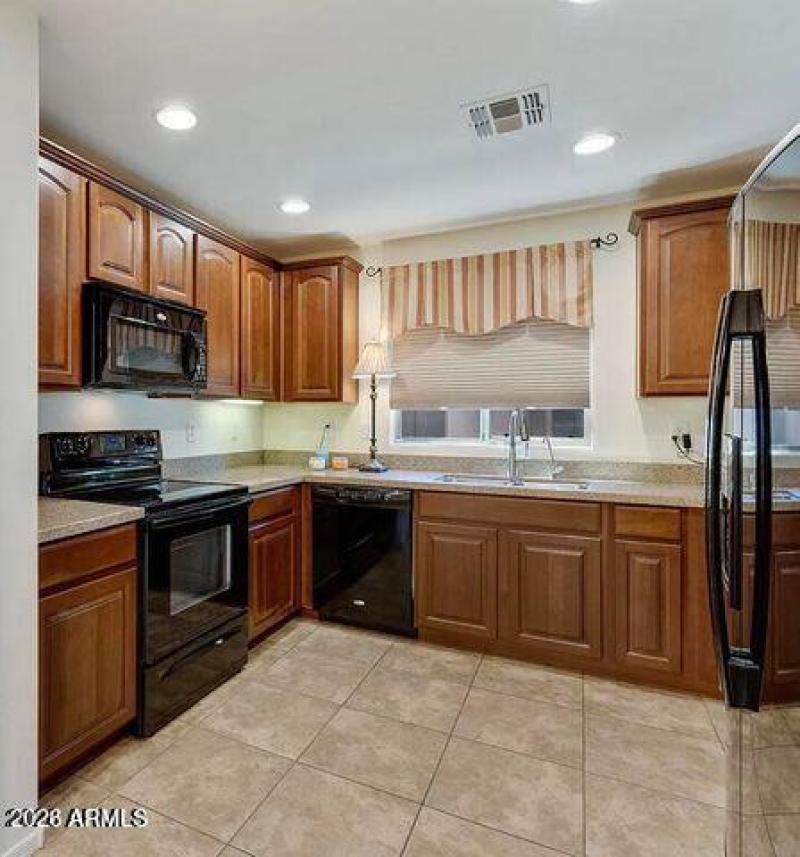 20220429175713694425000000-o