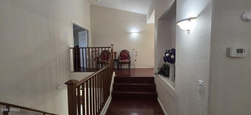 photo_4938611284413361795_y