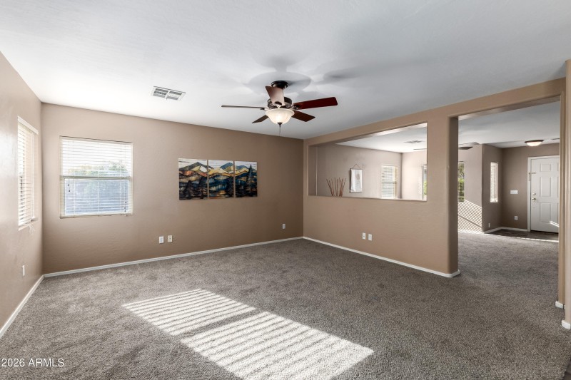 Waznis mohave family rm to front door