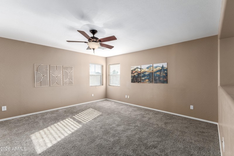 Waznis mohave family room