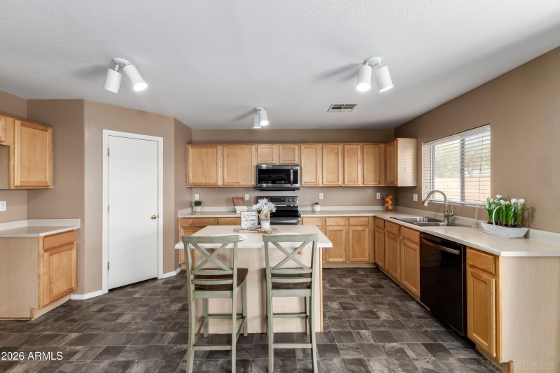 Waznis mohave kitchen best