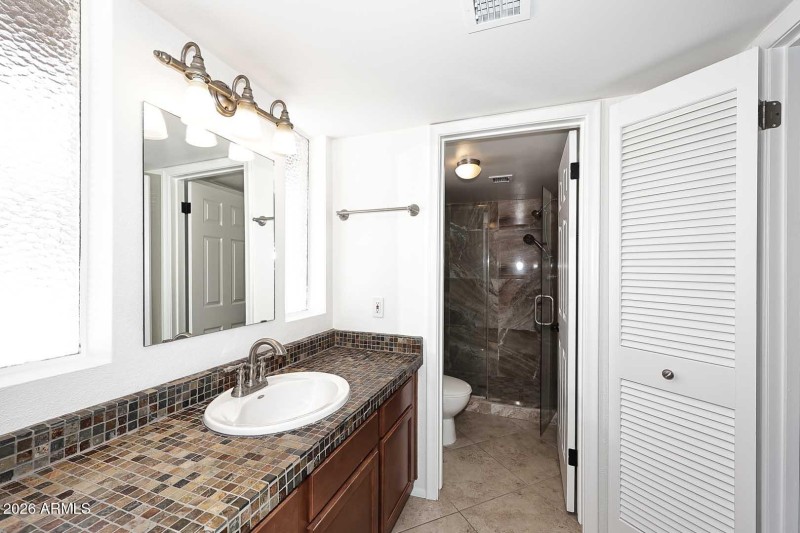 2nd Primary Bedroom-Ensuite