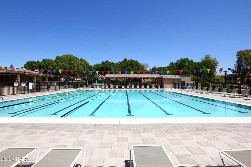 The Lakes-Community Pool2