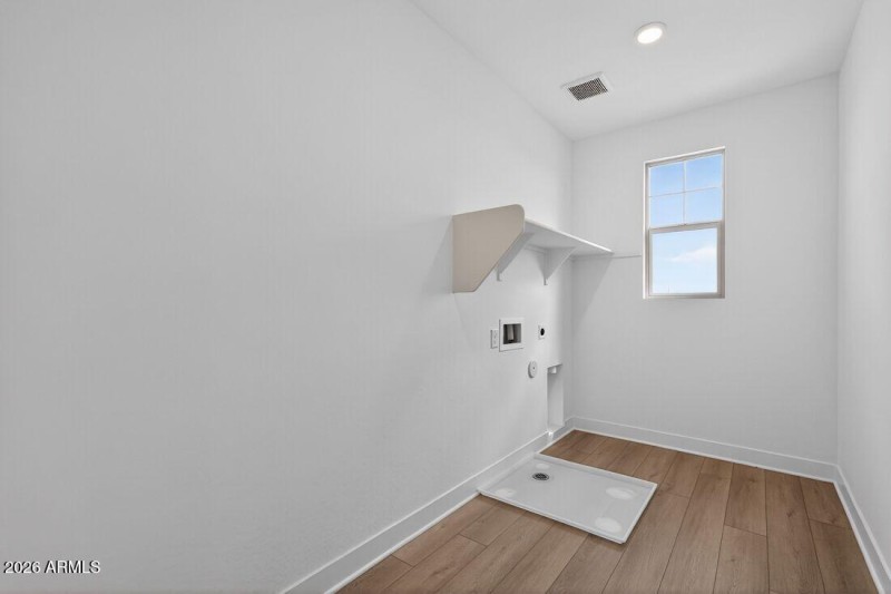 hj-az-phoenix-parkside-almeria-45rm4-lot