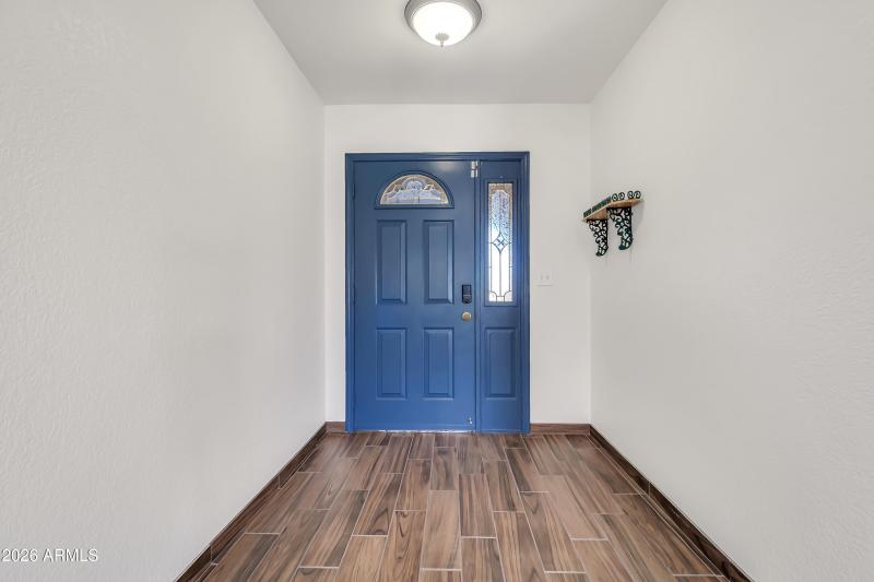 864 W Mesquite St-12