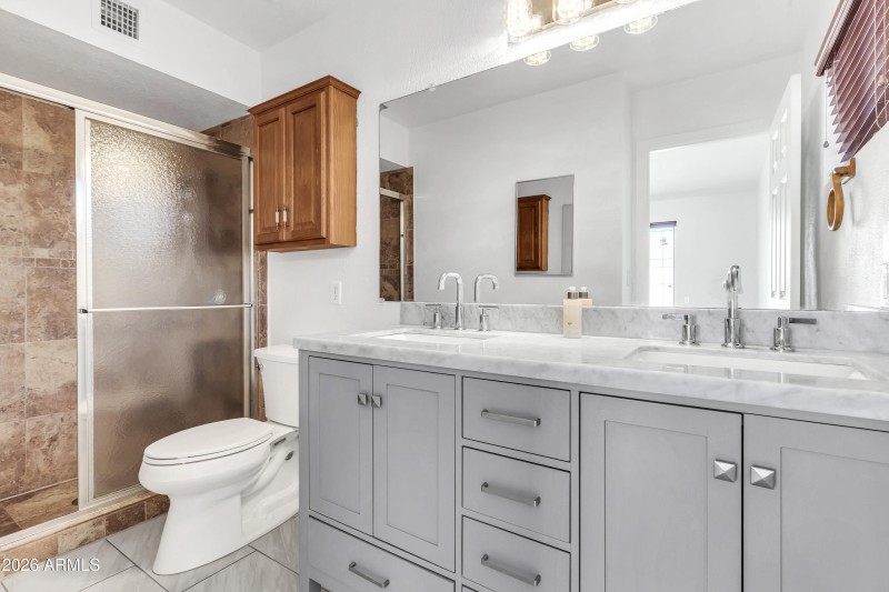 864 W Mesquite St-21