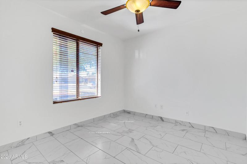 864 W Mesquite St-30