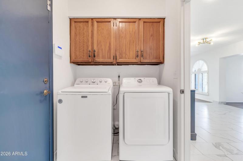 864 W Mesquite St-31