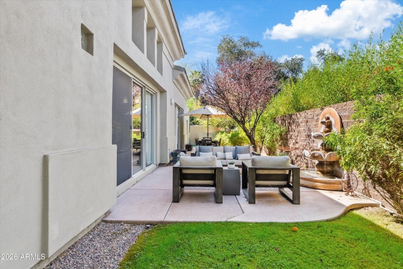 Rear of Home | Entertaining