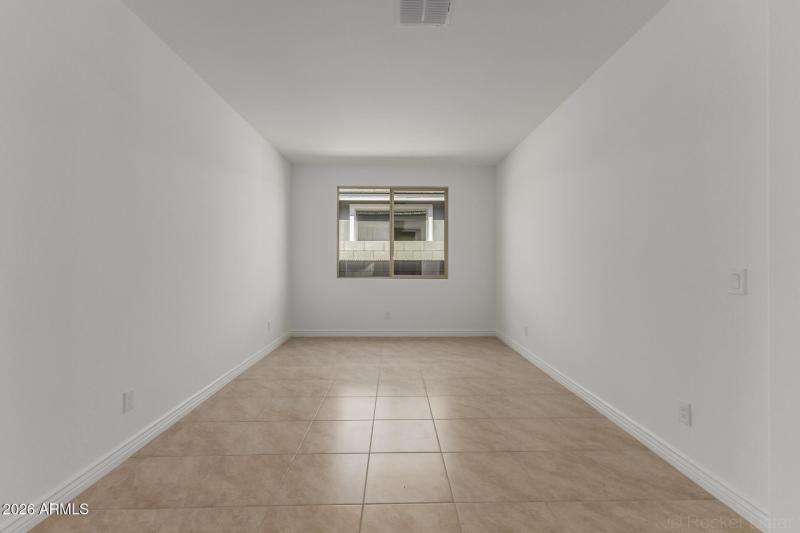 PHX_Miravida_Lot 1166_Dove_25728_Den