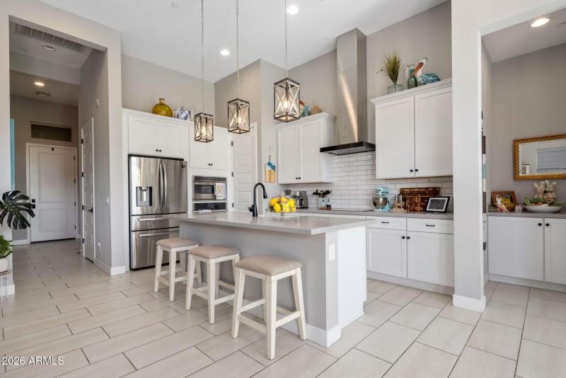Kitchen with Large Island